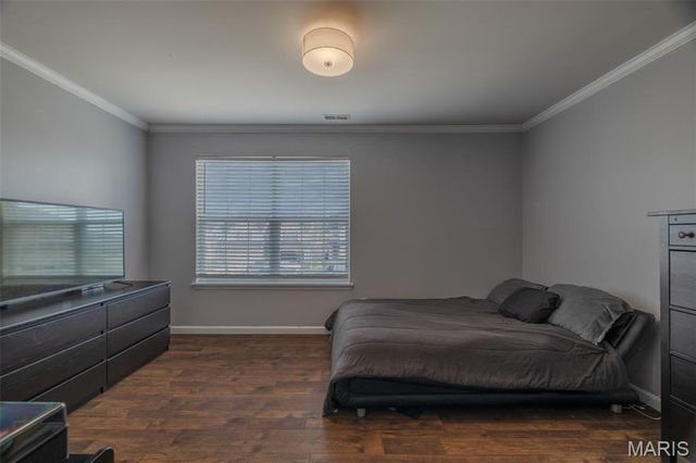 539 Country Circle Drive, Lake St Louis, MO 63367