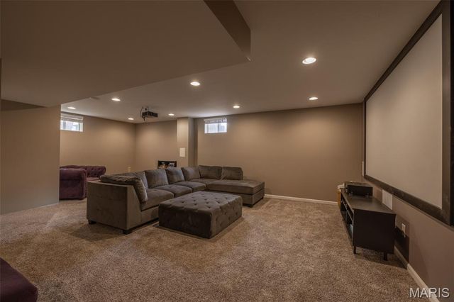 539 Country Circle Drive, Lake St Louis, MO 63367