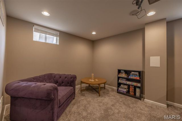 539 Country Circle Drive, Lake St Louis, MO 63367