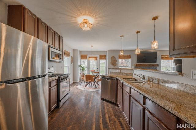 539 Country Circle Drive, Lake St Louis, MO 63367