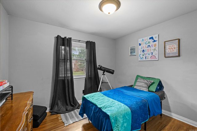 102 Oxford Cv, Jacksonville, AR 72076