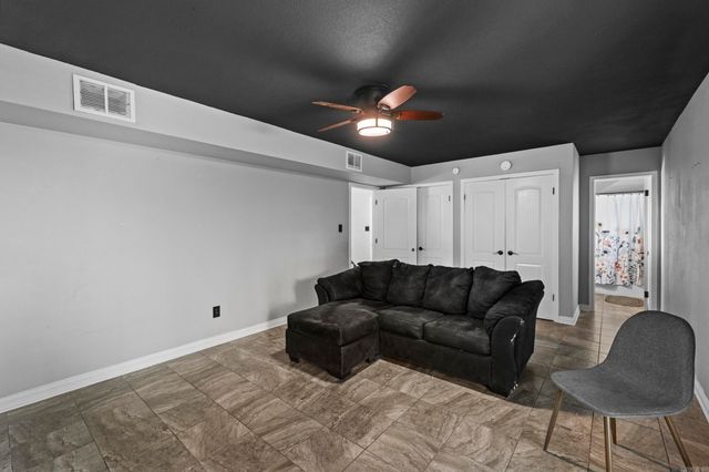 102 Oxford Cv, Jacksonville, AR 72076