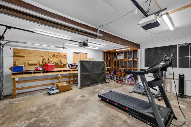 102 Oxford Cv, Jacksonville, AR 72076