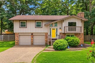 102 Oxford Cv, Jacksonville, AR 72076