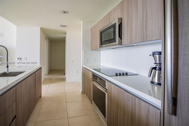 401 N Birch Road 1113, Fort Lauderdale, FL 33304