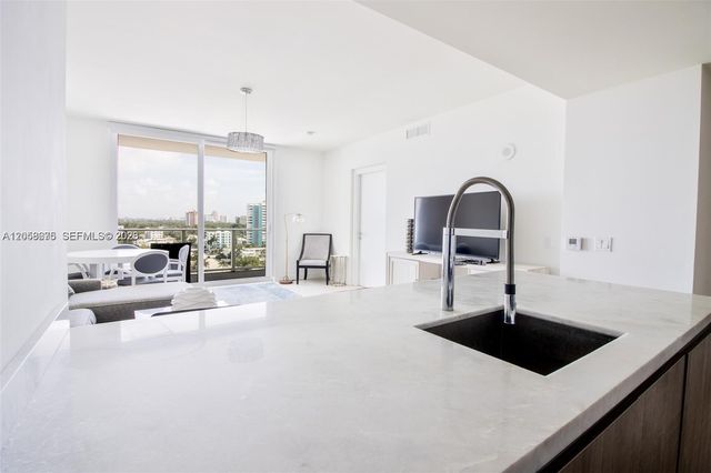 401 N Birch Road 1113, Fort Lauderdale, FL 33304
