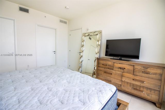 401 N Birch Road 1113, Fort Lauderdale, FL 33304