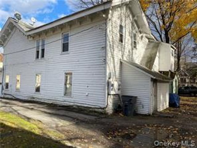 39 Canal Street, Ellenville, NY 12428