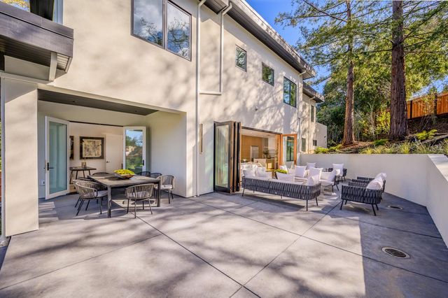601 Joandra Court, Los Altos, CA 94024