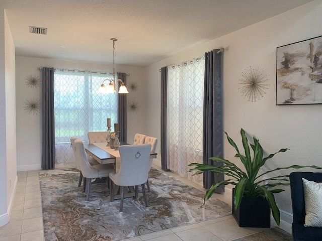 1843 Grey Falcon Circle SW, Vero Beach, FL 32962