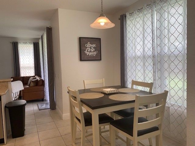 1843 Grey Falcon Circle SW, Vero Beach, FL 32962