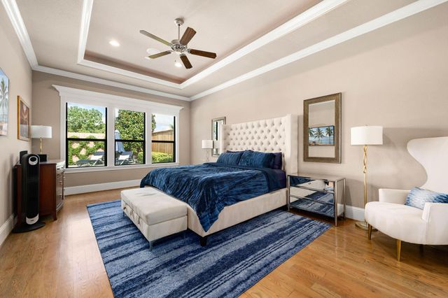 1847 Candlelight Place Drive, Houston, TX 77018
