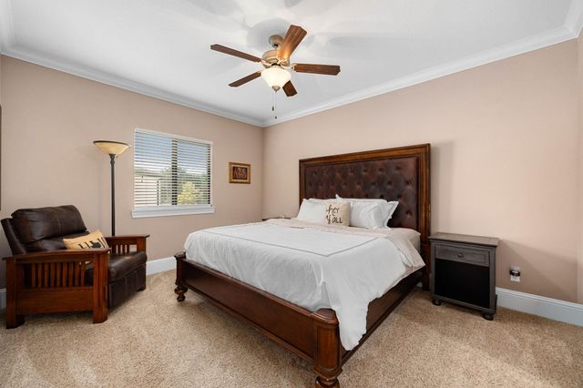 1847 Candlelight Place Drive, Houston, TX 77018
