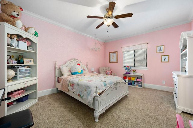 1847 Candlelight Place Drive, Houston, TX 77018