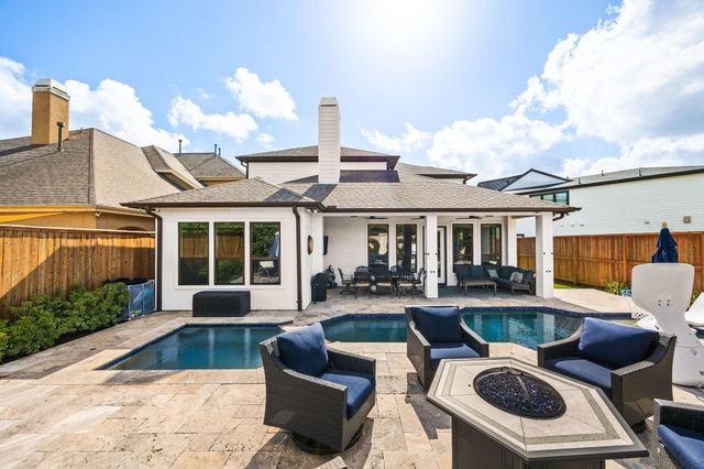 1847 Candlelight Place Drive, Houston, TX 77018