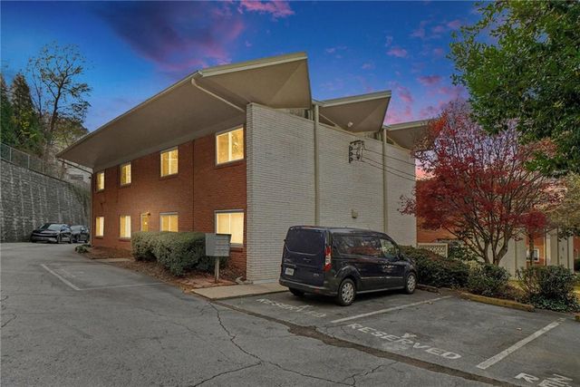 1822 N Rock Springs NE Road 4, Atlanta, GA 30324