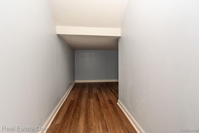 6963 Edgewater Drive, Troy, MI 48085