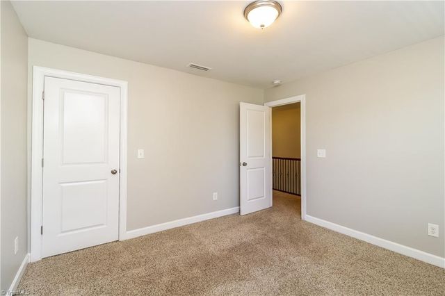 5519 Hardie Farm Drive, Greensboro, NC 27405