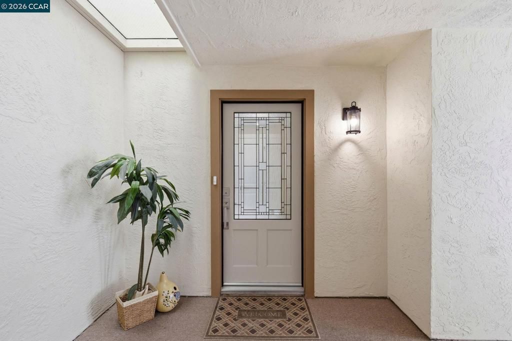 Image 10 of property listing at 3410 Tice Creek Dr 8, Walnut Creek, CA 94595