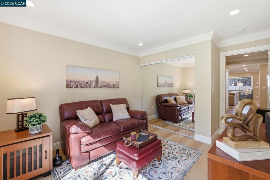 Image 16 of property listing at 3410 Tice Creek Dr 8, Walnut Creek, CA 94595