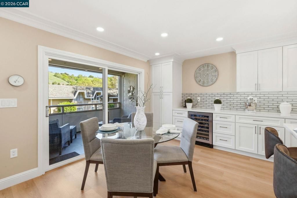 Image 24 of property listing at 3410 Tice Creek Dr 8, Walnut Creek, CA 94595