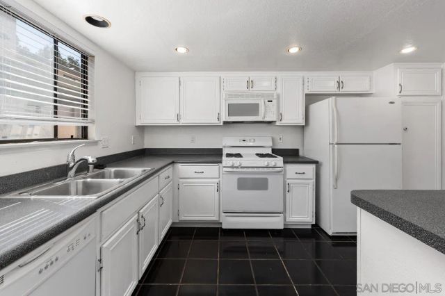 9983 Paseo Montril Dr., San Diego, CA 92129