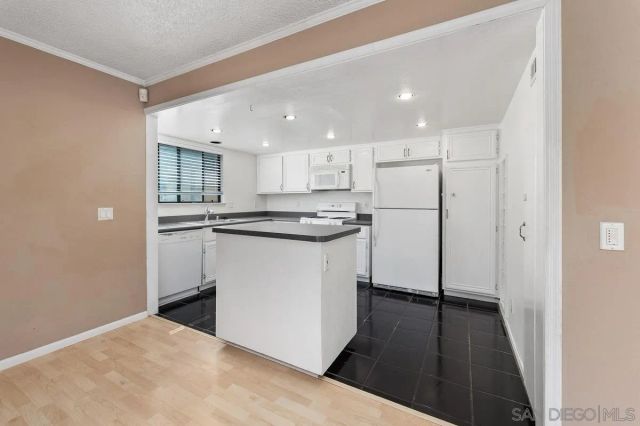 9983 Paseo Montril Dr., San Diego, CA 92129