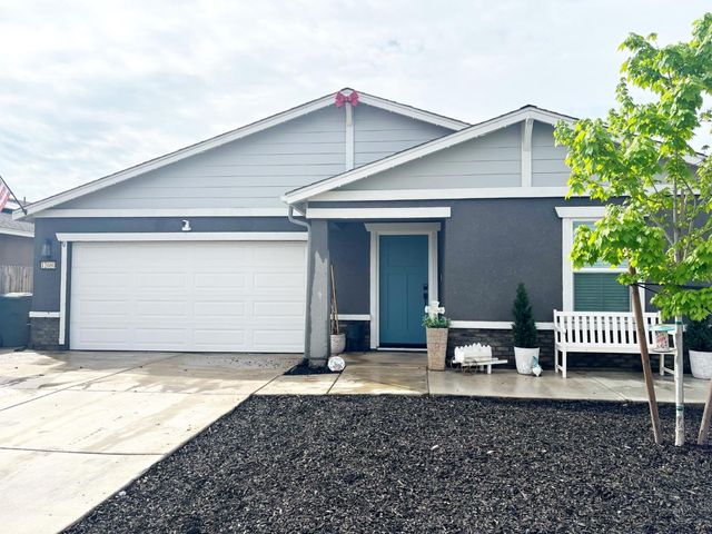 12080 Kadota Ave, Waterford, CA 95386