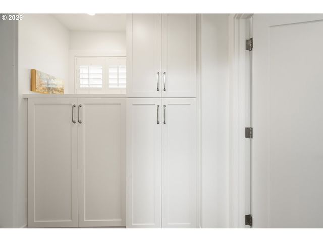 3938 Sw 36TH Pl, Portland, OR 97221