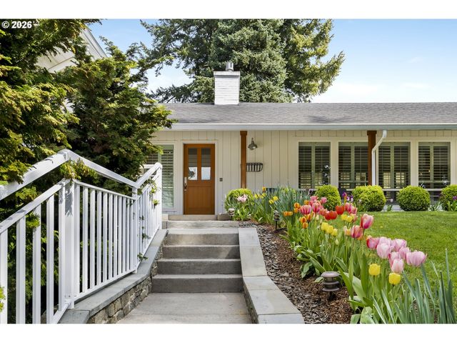 3938 Sw 36TH Pl, Portland, OR 97221