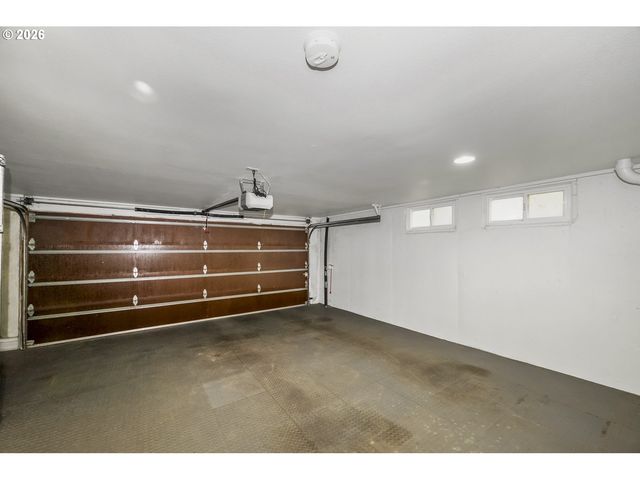 3938 Sw 36TH Pl, Portland, OR 97221