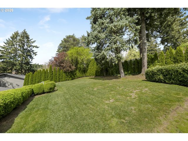 3938 Sw 36TH Pl, Portland, OR 97221