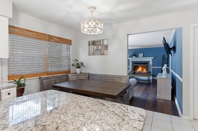 167 Black Oak Court, Toms River, NJ 08753