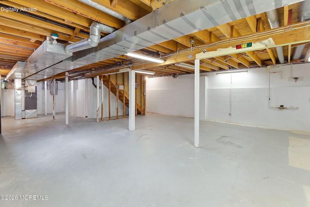 167 Black Oak Court, Toms River, NJ 08753