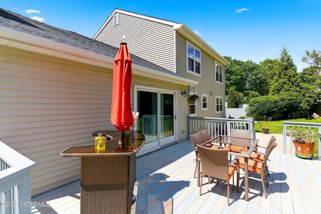 167 Black Oak Court, Toms River, NJ 08753