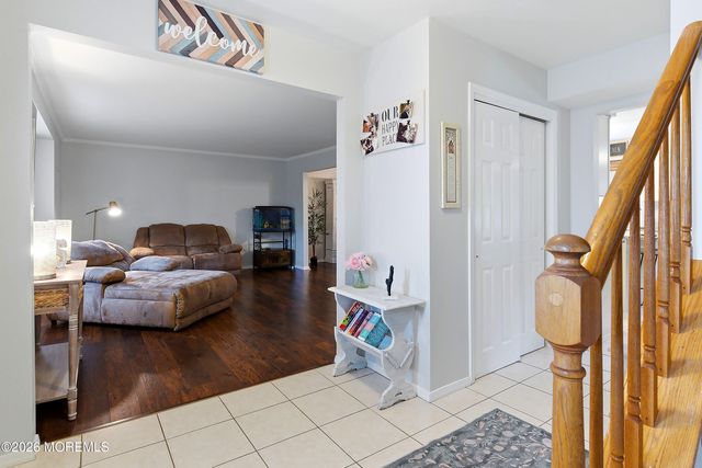 167 Black Oak Court, Toms River, NJ 08753