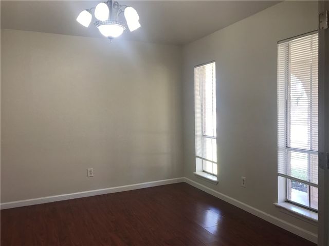 4405 Congressional Dr, Corpus Christi, TX 78413