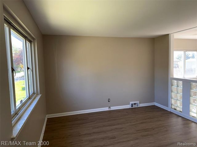 12846 Georgiana Avenue, Warren, MI 48089