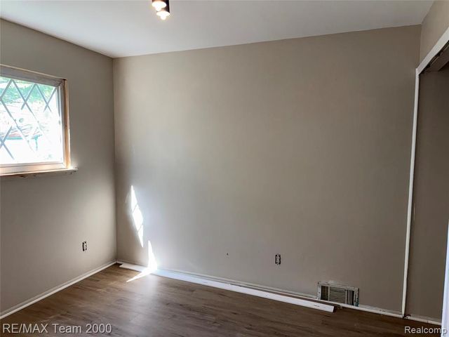 12846 Georgiana Avenue, Warren, MI 48089