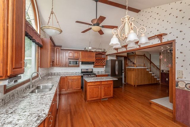 1202 Substation Road, Brunswick, OH 44212