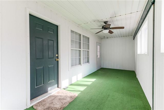 6856 N Olive Street, Kansas City, MO 64118