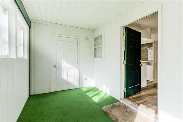 6856 N Olive Street, Kansas City, MO 64118