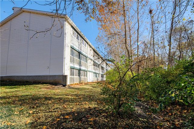 6856 N Olive Street, Kansas City, MO 64118