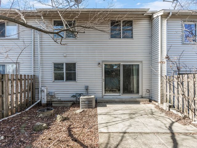 555 Monroe Road, Bolingbrook, IL 60440