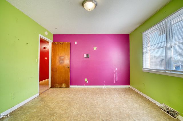 1126 Benning Street, Durham, NC 27703