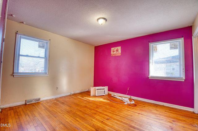 1126 Benning Street, Durham, NC 27703