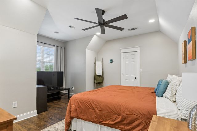 2240 Hollyhill Lane, Denton, TX 76205