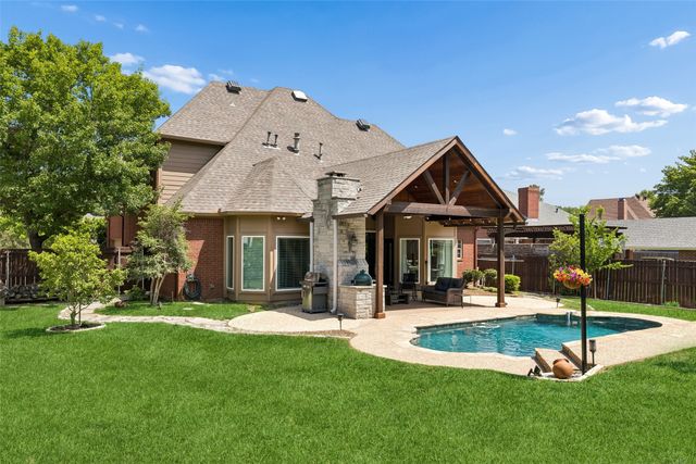 2240 Hollyhill Lane, Denton, TX 76205