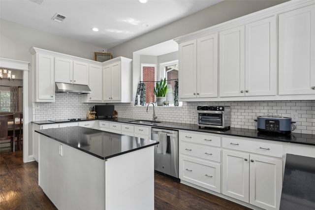 2240 Hollyhill Lane, Denton, TX 76205