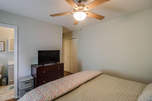 814 Camellia Drive, Bay Saint Louis, MS 39520